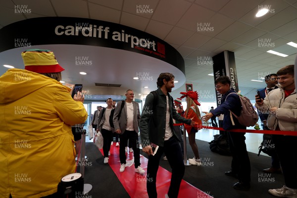 151122 - Wales Football Squad Departs For Qatar From Cardiff Airport - Joe Allen