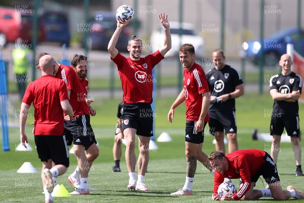 010621 - Wales Football Training - Gareth Bale alongside Aaron Ramsey during training