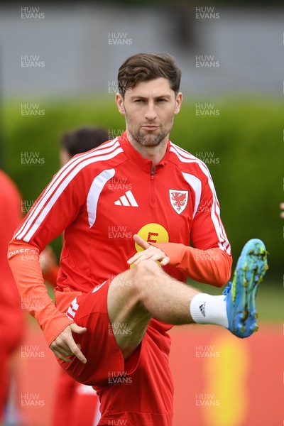 010626 - Ben Davies of Wales during training ahead of their upcoming friendly match against Ghana