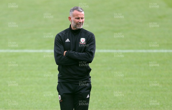 020919 - Wales Football Training - Wales Manager Ryan Giggs during training