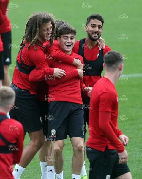 020919 - Wales Football Training - Ethan Ampadu, Daniel James and Neil Taylor during training