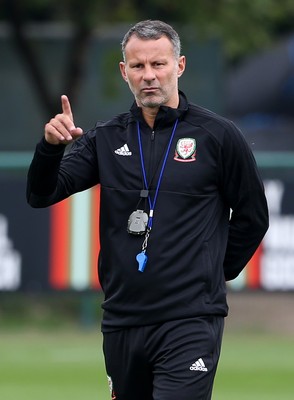 030918 - Wales Football Training - Wales Manager Ryan Giggs during training