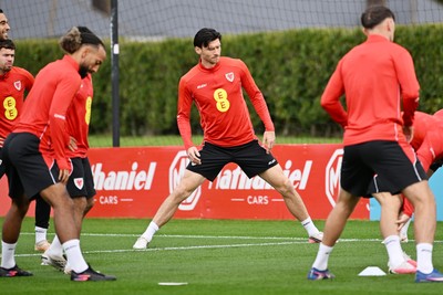 031026 - Wales Football Training - Kieffer Moore during training ahead of their upcoming Nations League match against Denmark