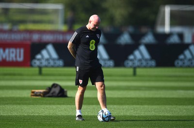 040923 - Wales Football Training - Rob Page during training