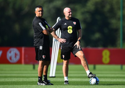 040923 - Wales Football Training - Rob Page and Jack Lester during training