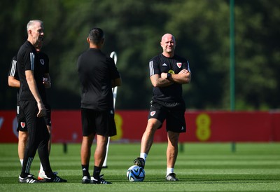 040923 - Wales Football Training - Rob Page and Jack Lester during training
