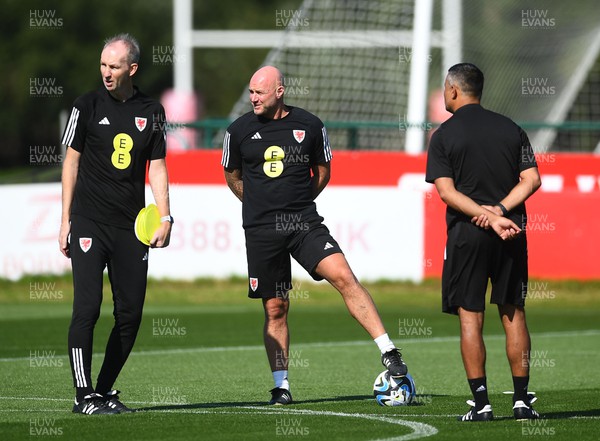 040923 - Wales Football Training - Alan Knil, Rob Page and Jack Lester during training