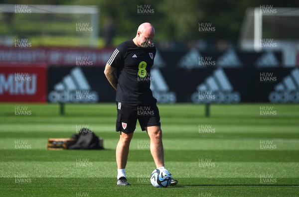 040923 - Wales Football Training - Rob Page during training