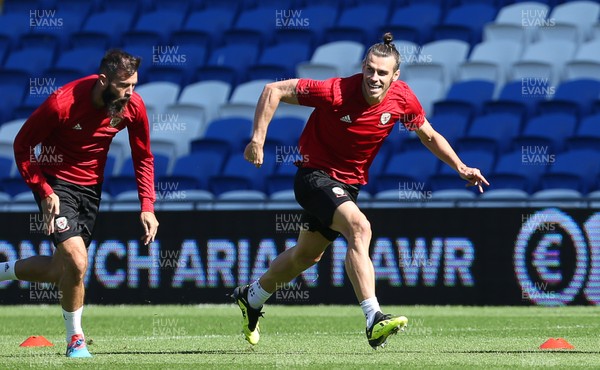 050918 - Wales Football Training - Joe Ledley and Gareth Bale during training
