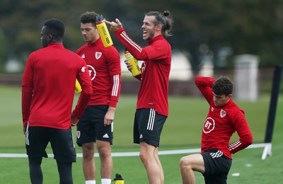 Wales Football Training 050920