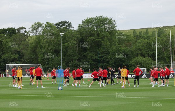 070622 -  Wales Football Training - The Wales squad warm up during training ahead of their League of Nations match against Netherlands