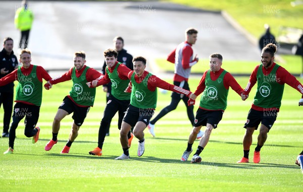 071020 - Wales Football Training - (L-R) Matthew Smith, Rhys Norrington-Davies, Nico Williams, Ethan Ampadu, Joe Morrel and Tyler Roberts during training