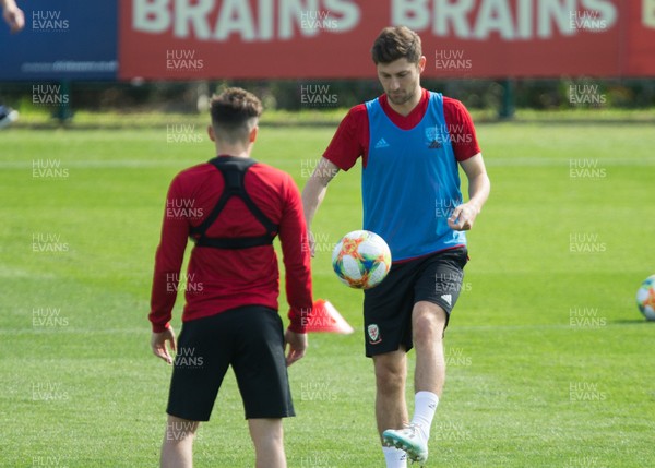 080919 - Wales Football Training session - Wales' Ben Davies during training session ahead of the International Friendly against Belarus