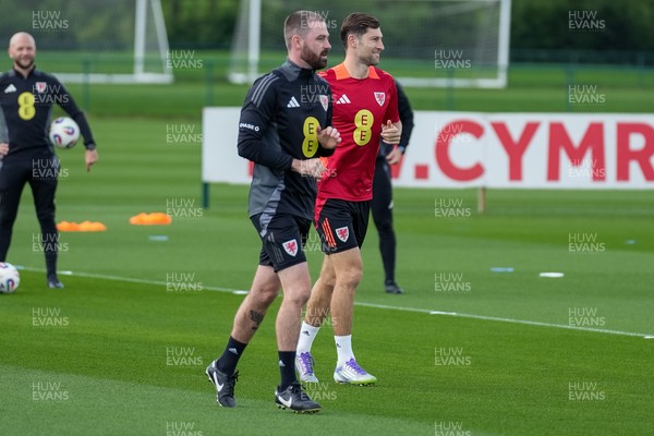 080925 - Wales Football Training - Ben Davies ahead of the international friendly against Canada