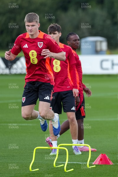 080925 - Wales Football Training - Jordan James ahead of the international friendly against Canada