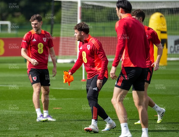 080925 - Wales Football Training - Ben Davies ahead of the international friendly against Canada