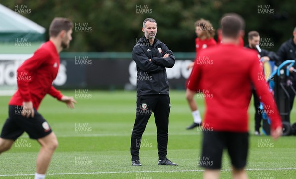 081018 - Wales Football Training - Wales Manager Ryan Giggs during training