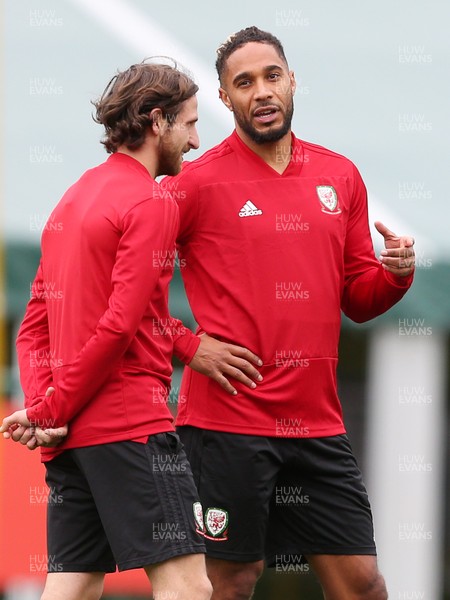 081018 - Wales Football Training - Joe Allen and Ashley Williams during training