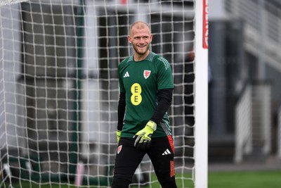081025 - Wales Football Training - Adam Davies of Wales during training ahead of tomorrows friendly match with England