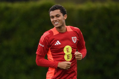081025 - Wales Football Training - Brennan Johnson of Wales during training ahead of tomorrows friendly match with England