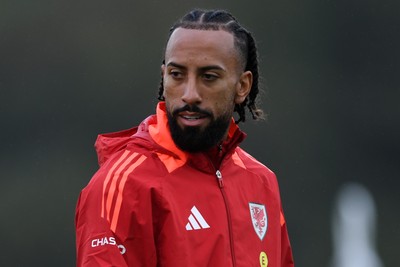 081025 - Wales Football Training - Sorba Thomas of Wales during training ahead of tomorrows friendly match with England