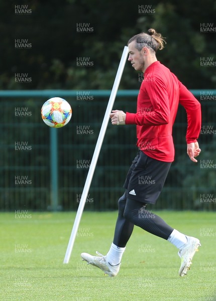 091019 - Wales Football Training session - Wales' Gareth Bale during training session ahead of their Euro Qualifying match against Slovakia
