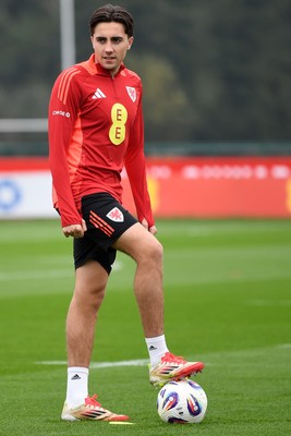121025 - Wales Football Training - Joel Colwill of Wales during a training session ahead of tomorrows World Cup qualifier match against Belgium