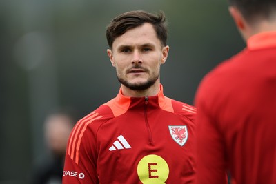 121025 - Wales Football Training - Liam Cullen of Wales during a training session ahead of tomorrows World Cup qualifier match against Belgium