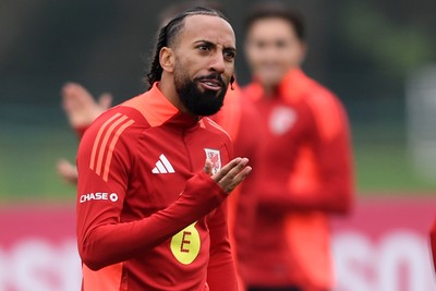 121025 - Wales Football Training - Sorba Thomas of Wales during a training session ahead of tomorrows World Cup qualifier match against Belgium