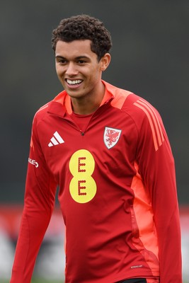 121025 - Wales Football Training - Brennan Johnson of Wales during a training session ahead of tomorrows World Cup qualifier match against Belgium