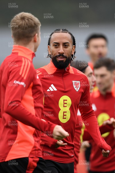 121025 - Wales Football Training - Sorba Thomas of Wales during a training session ahead of tomorrows World Cup qualifier match against Belgium