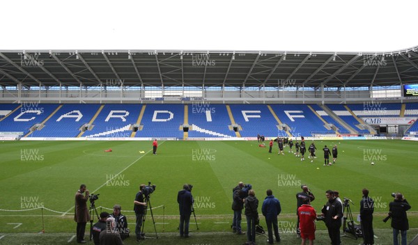 12.11.09... Wales Football Training, Cardiff City Stadium -  The Wales team train at the new Cardiff City Stadium 