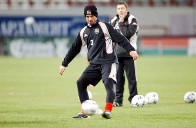 Wales Football Training 141103