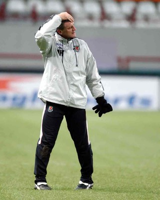 141103 - Wales Football Training - Wales manager Mark Hughes at the Locomotiv Stadium in Moscow