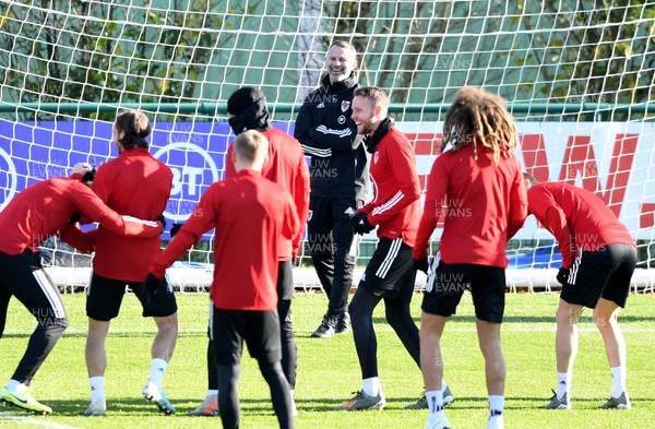 181119 - Wales Football Training - Wales manager Ryan Giggs looks on during training