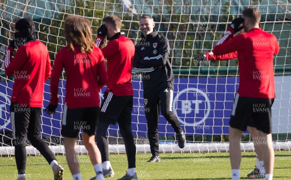 181119 - Wales Football Training Session - Wales manager Ryan Giggs looks on during training ahead of their Euro 2020 Qualifier against Hungary