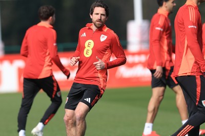 190325  Wales Men Football Training - Joe Allen during a Wales training session ahead of the 2026 World Cup Qualifiers with Kazakhstan and North Macedonia