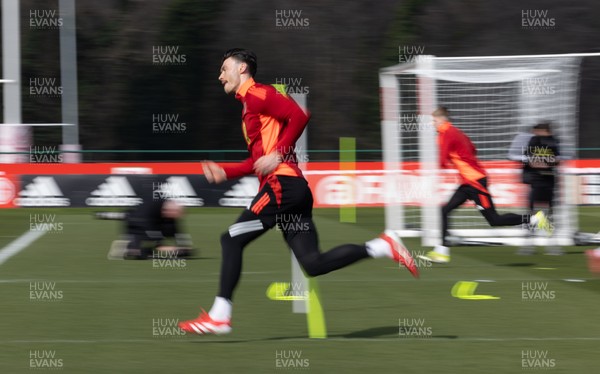 190325  Wales Men Football Training - Kieffer Moore during a Wales training session ahead of the 2026 World Cup Qualifiers with Kazakhstan and North Macedonia