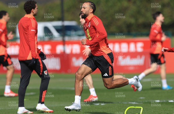 190325  Wales Men Football Training - Sorba Thomas during a Wales training session ahead of the 2026 World Cup Qualifiers with Kazakhstan and North Macedonia