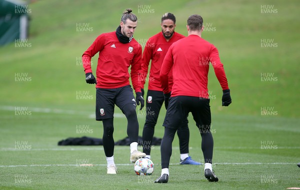 191118 - Wales Football Training - Gareth Bale of Wales during training