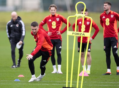 200324 - Wales Football Training Session - Aaron Ramsey during training session ahead of Wales’  Euro 2024 qualifying play-off semi-final against Finland