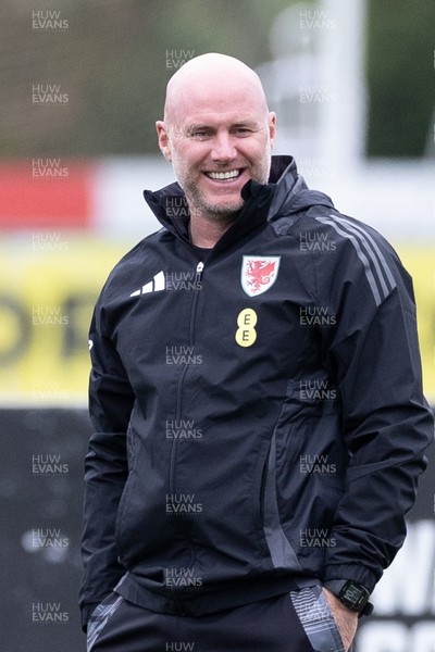 200324 - Wales Football Training Session - Wales manager Rob Page during training session ahead of their Euro 2024 qualifying play-off semi-final against Finland