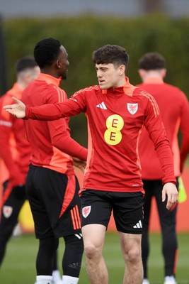 210325 - Wales Football Training - Daniel James ahead of the 2026 World Cup Qualifier with Kazakhstan 