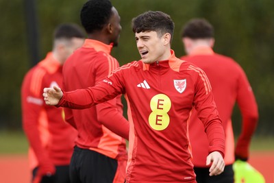 210325 - Wales Football Training - Daniel James ahead of the 2026 World Cup Qualifier with Kazakhstan 