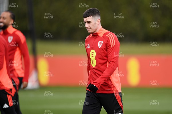 210325 - Wales Football Training - Tom Lawrence ahead of the 2026 World Cup Qualifier with Kazakhstan 