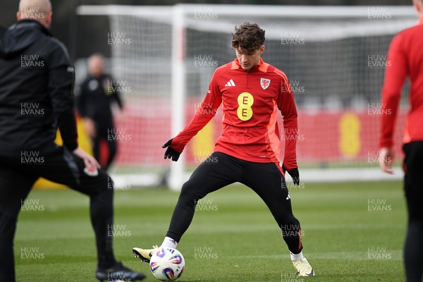 210325 - Wales Football Training - Lewis Koumas ahead of the 2026 World Cup Qualifier with Kazakhstan 