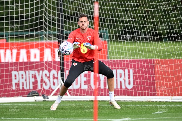 230926 - Wales Football Training - Danny Ward during training ahead of their upcoming Nations League match against Portugal