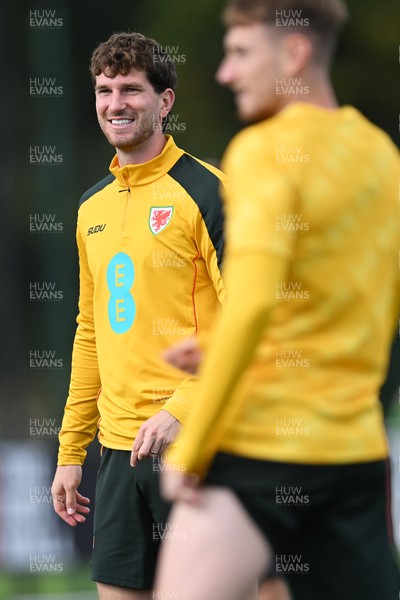 230926 - Wales Football Training - Chris Mepham during training ahead of their upcoming Nations League match against Portugal