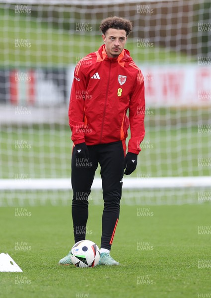 250324 - Wales Football Training Session - Ethan Ampadu during training session ahead of their Euro 2024 qualifying play-off final against Poland