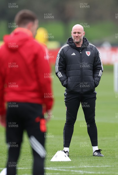 250324 - Wales Football Training Session -  Wales manager Rob Page during training session ahead of their Euro 2024 qualifying play-off final against Poland